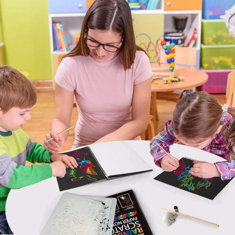 Explore a Criatividade com o Conjunto Rainbow Magic Scratch Off Paper para Crianças